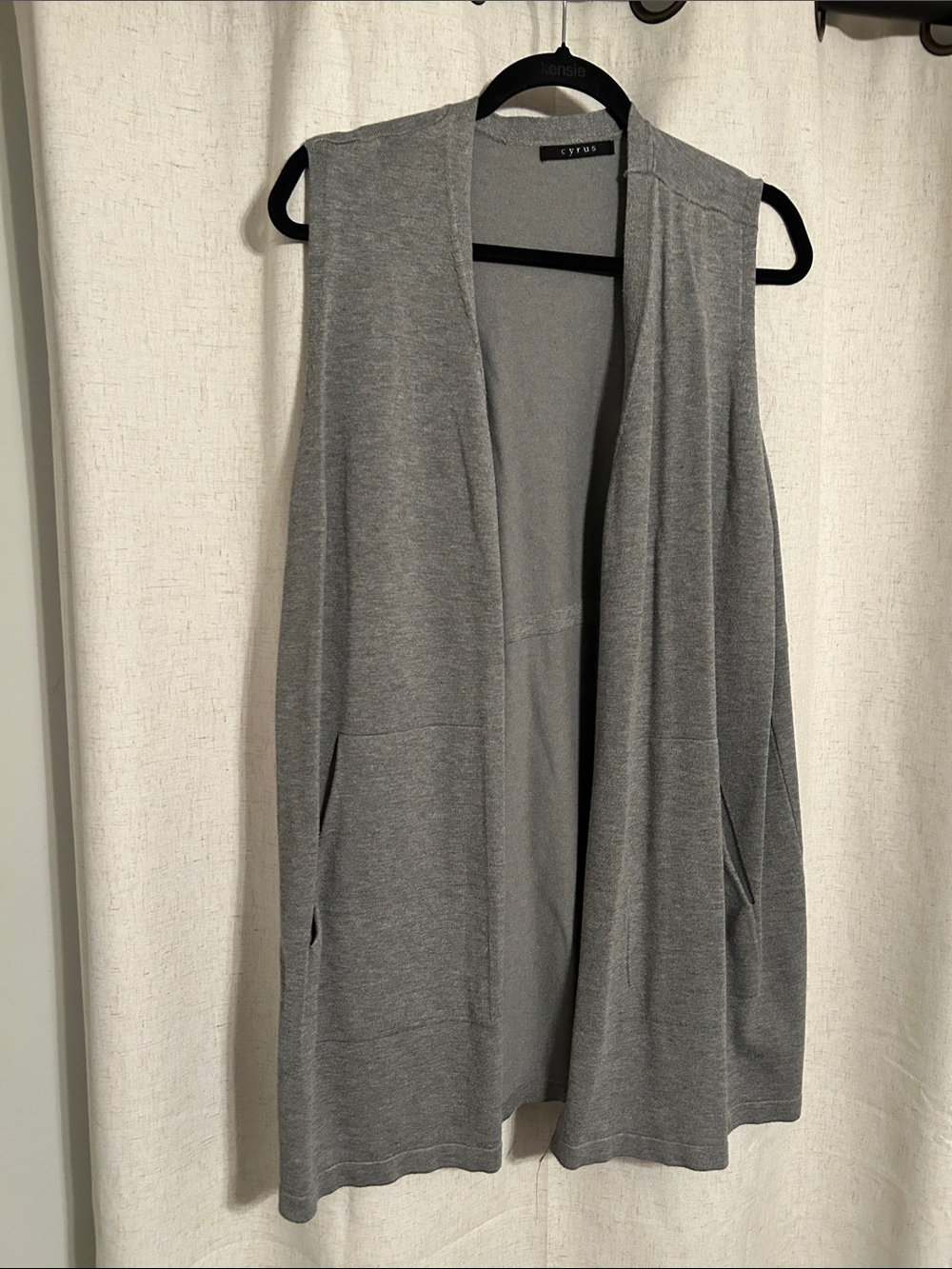 Cyrus Gray Sleeveless Open-Front Knit Vest
